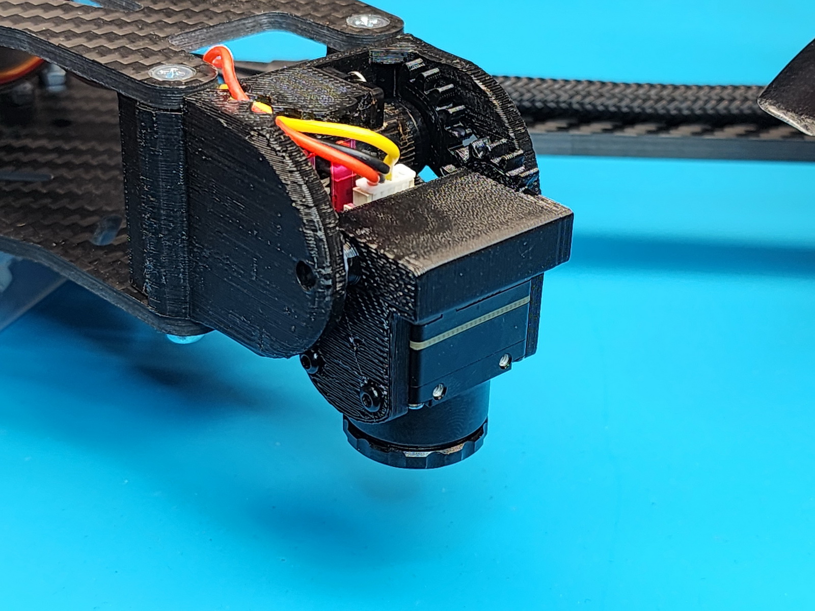 Пристрій нахилу FPV тепловізійної камери одноосьовий гімбал